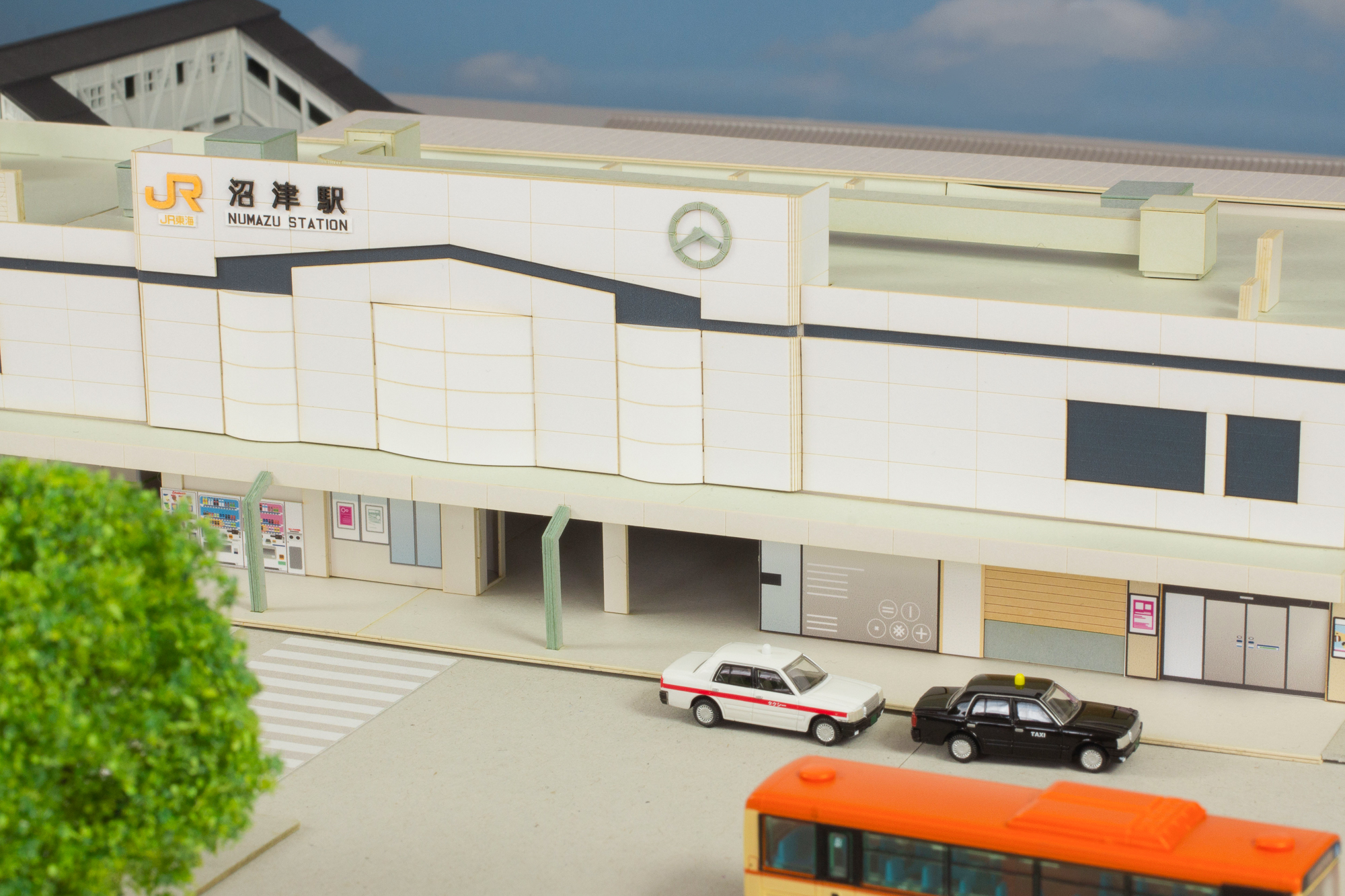 1/150ペーパーキット JR東海 沼津駅