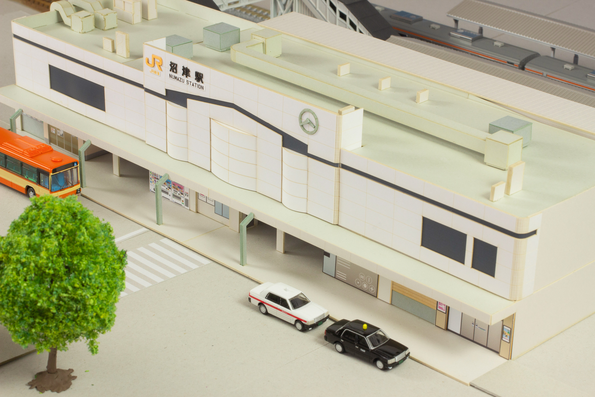 1/150ペーパーキット JR東海 沼津駅