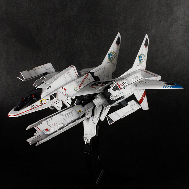 1/100スケール「SA-77 シルフィード ザ・ロストプラネットバージョン